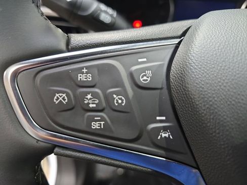 Used 2024 Chevrolet Equinox Premier AWD/4WD image 19