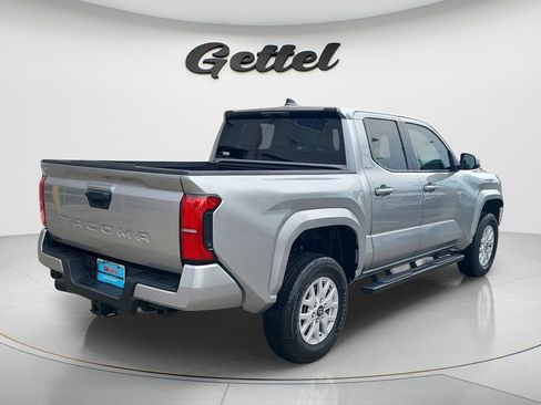 Used 2024 Toyota Tacoma SR5 RWD image 5
