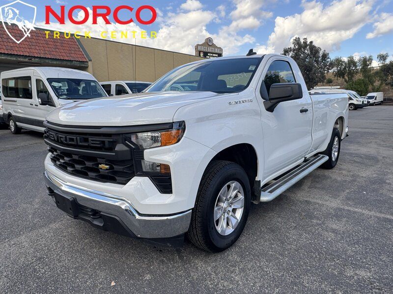 Used 2025 Chevrolet Silverado 1500 W/T RWD image 4