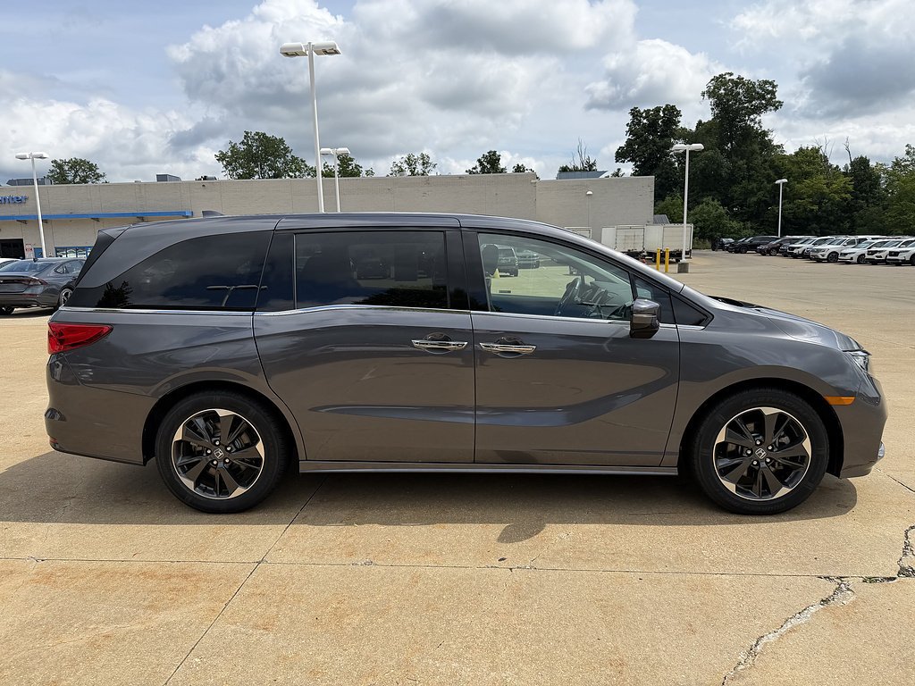 Certified 2024 Honda Odyssey Elite image 3