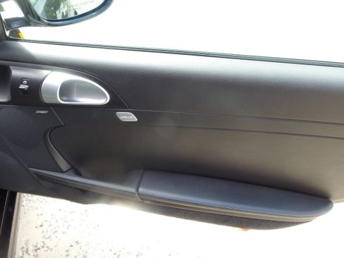 Used 2007 Porsche Cayman S image 22