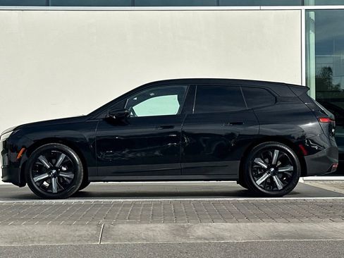 Used 2023 BMW iX xDrive50 AWD/4WD image 6