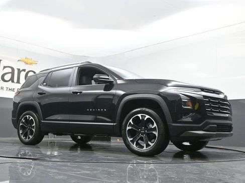 New 2026 Chevrolet Equinox LT w/ Convenience Package II image 2