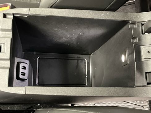 Certified 2022 Chevrolet Equinox Premier image 26