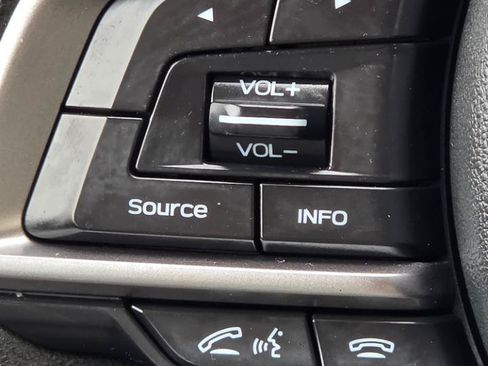 Used 2019 Subaru Impreza 2.0i AWD/4WD image 19