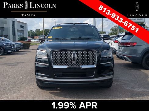 Certified 2022 Lincoln Navigator Reserve AWD/4WD image 2