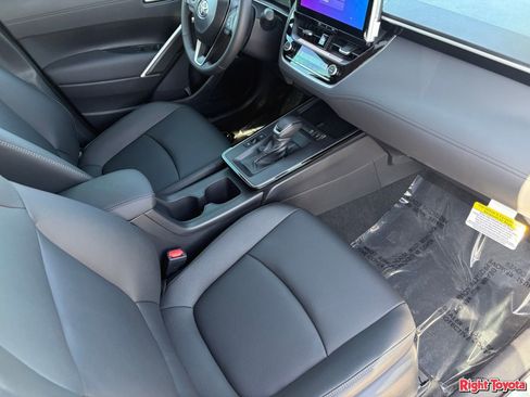 New 2026 Toyota Corolla Cross XLE FWD image 15