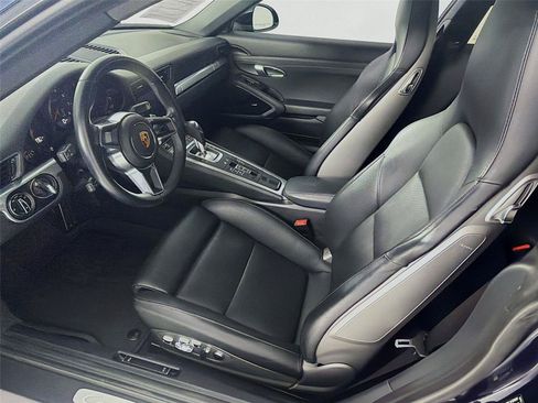 Used 2018 Porsche 911 Carrera S RWD image 5