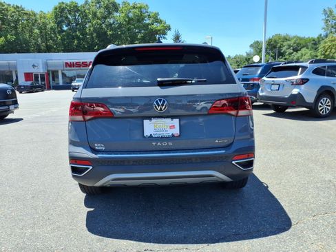 Used 2023 Volkswagen Taos SEL AWD/4WD image 6