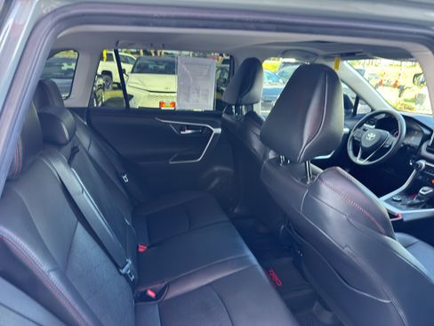 Used 2021 Toyota RAV4 TRD Off-Road w/ TRD Off-Road Weather Package image 15