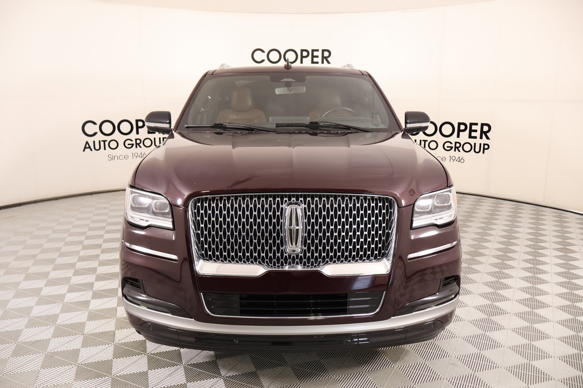Used 2023 Lincoln Navigator Reserve AWD/4WD image 9