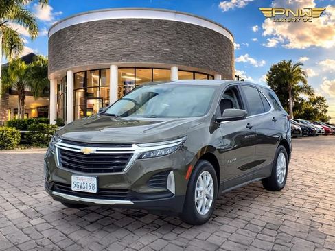 Used 2023 Chevrolet Equinox LT FWD image 1