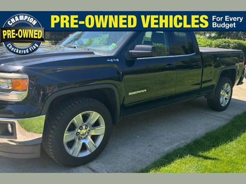 Used 2015 GMC Sierra 1500 SLE w/ SLE Value Package AWD/4WD image 1