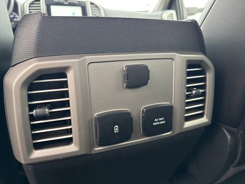 Used 2017 Ford F250 Lariat w/ Chrome Package image 13