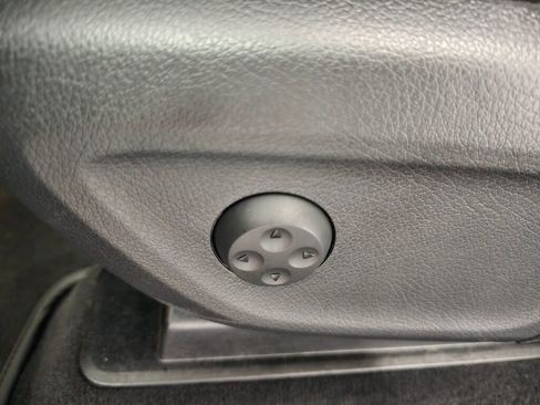 Certified 2025 Mercedes-Benz GLE 350 4MATIC image 34