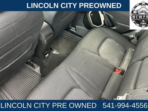 Used 2017 Jeep Renegade Latitude image 8