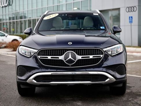 Used 2024 Mercedes-Benz GLC 300 4MATIC image 13