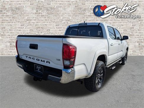 Used 2020 Toyota Tacoma SR5 image 4