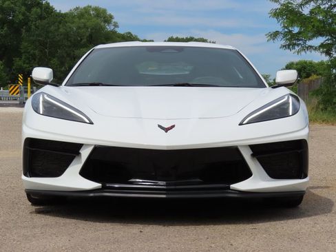 Used 2024 Chevrolet Corvette Stingray Coupe w/ Z51 Performance Package RWD image 18