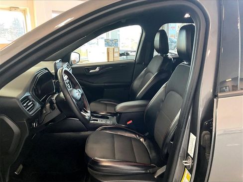 Used 2023 Ford Escape ST-Line image 10