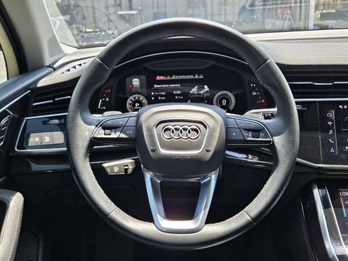 Used 2023 Audi Q7 3.0T Premium Plus w/ Premium Plus Package AWD/4WD image 16