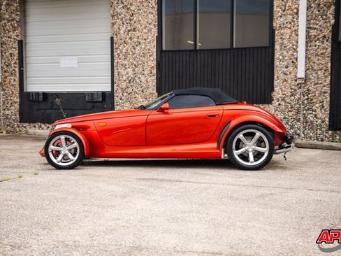 Used 2001 Plymouth Prowler RWD image 29