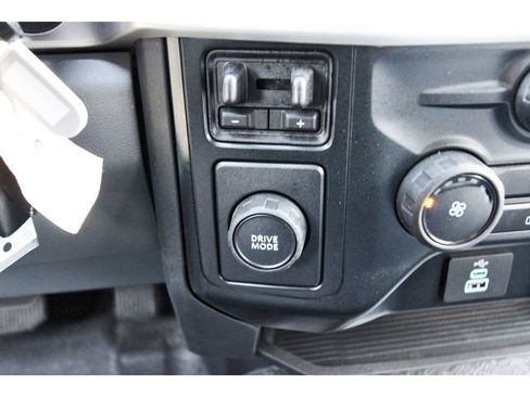 Used 2023 Ford F250 XL image 26