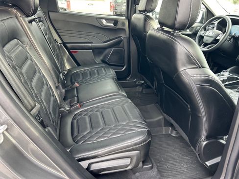 Certified 2023 Ford Escape Platinum w/ Premium Technology Package image 20