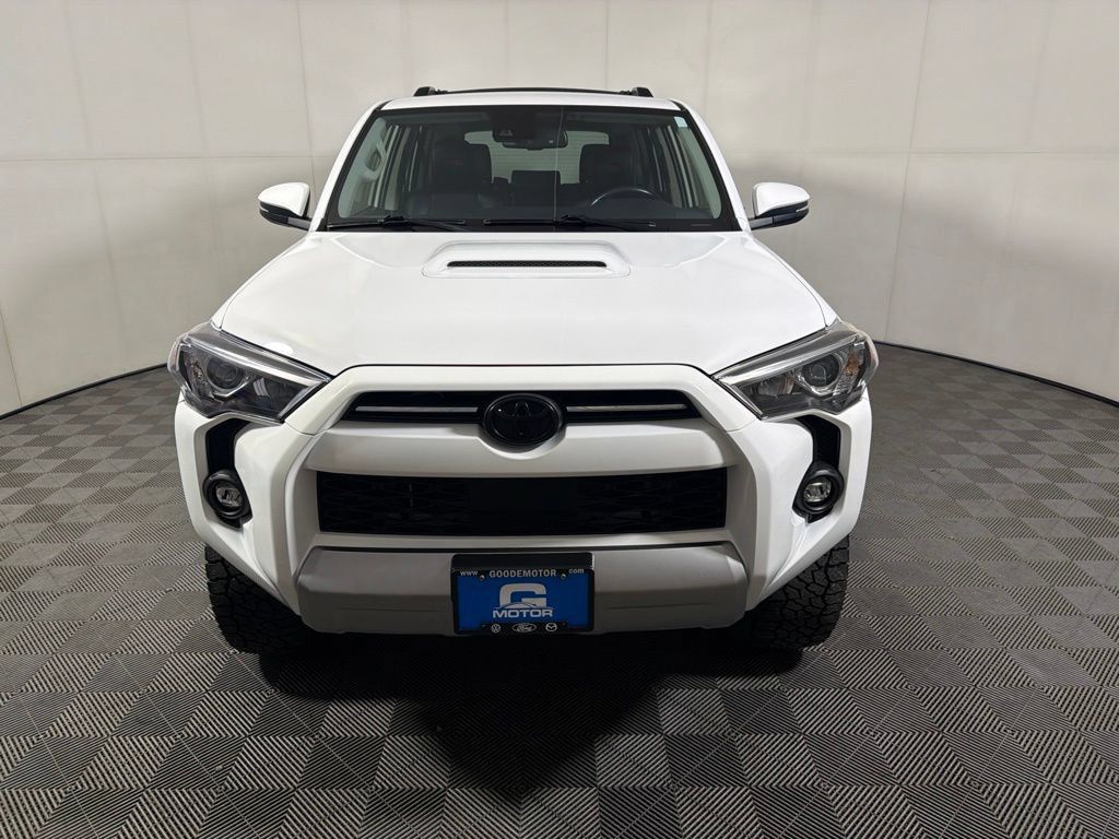 Used 2022 Toyota 4Runner TRD Off-Road Premium AWD/4WD image 3