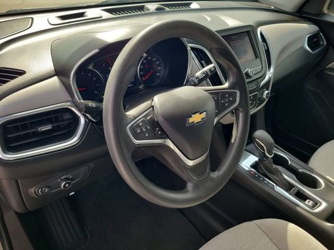 Used 2023 Chevrolet Equinox LT FWD image 16