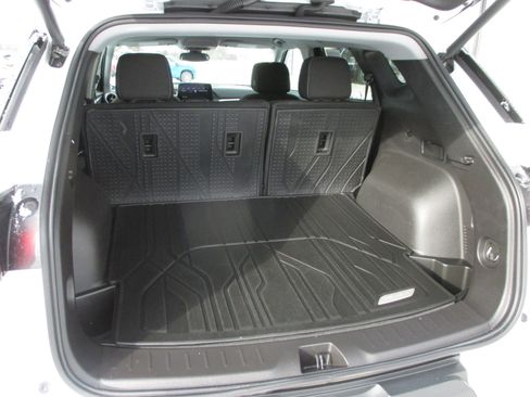 Used 2024 Chevrolet Blazer LT w/ Convenience Package image 10