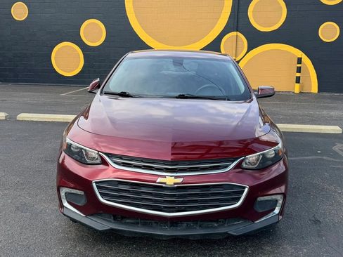 Used 2016 Chevrolet Malibu LT FWD image 2