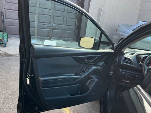 Used 2017 Subaru Impreza 2.0i Premium AWD/4WD image 10