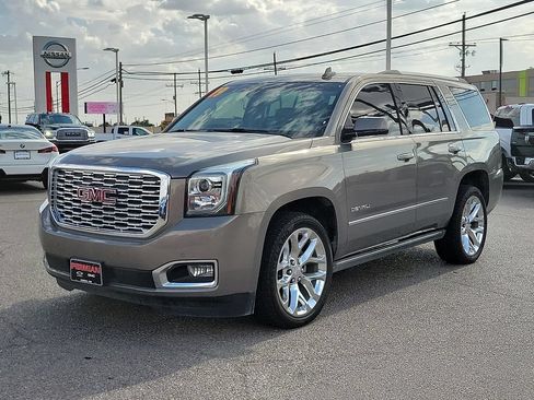 Used 2019 GMC Yukon Denali w/ Denali Ultimate Package AWD/4WD image 6