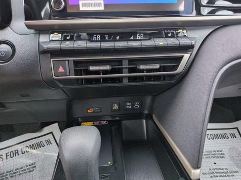 Certified 2025 Toyota Camry LE w/ Convenience Package FWD image 18