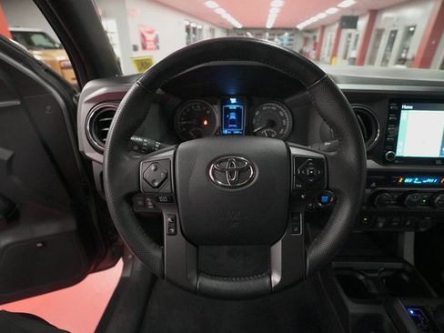 Certified 2023 Toyota Tacoma TRD Off-Road image 20