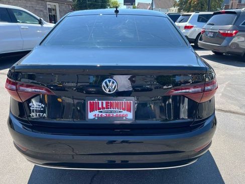 Used 2019 Volkswagen Jetta S w/ Driver Assistance Package FWD image 5
