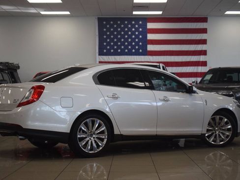 Used 2013 Lincoln MKS AWD image 29