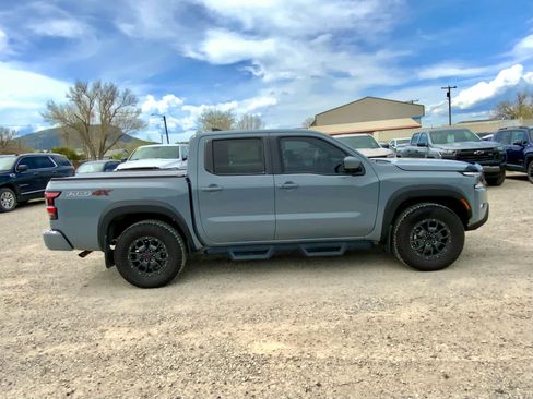 Used 2023 Nissan Frontier PRO-4X w/ Pro-4X Premium Package AWD/4WD image 6
