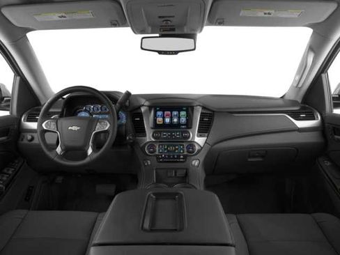 Used 2016 Chevrolet Suburban LT w/ LT Signature Package AWD/4WD image 5