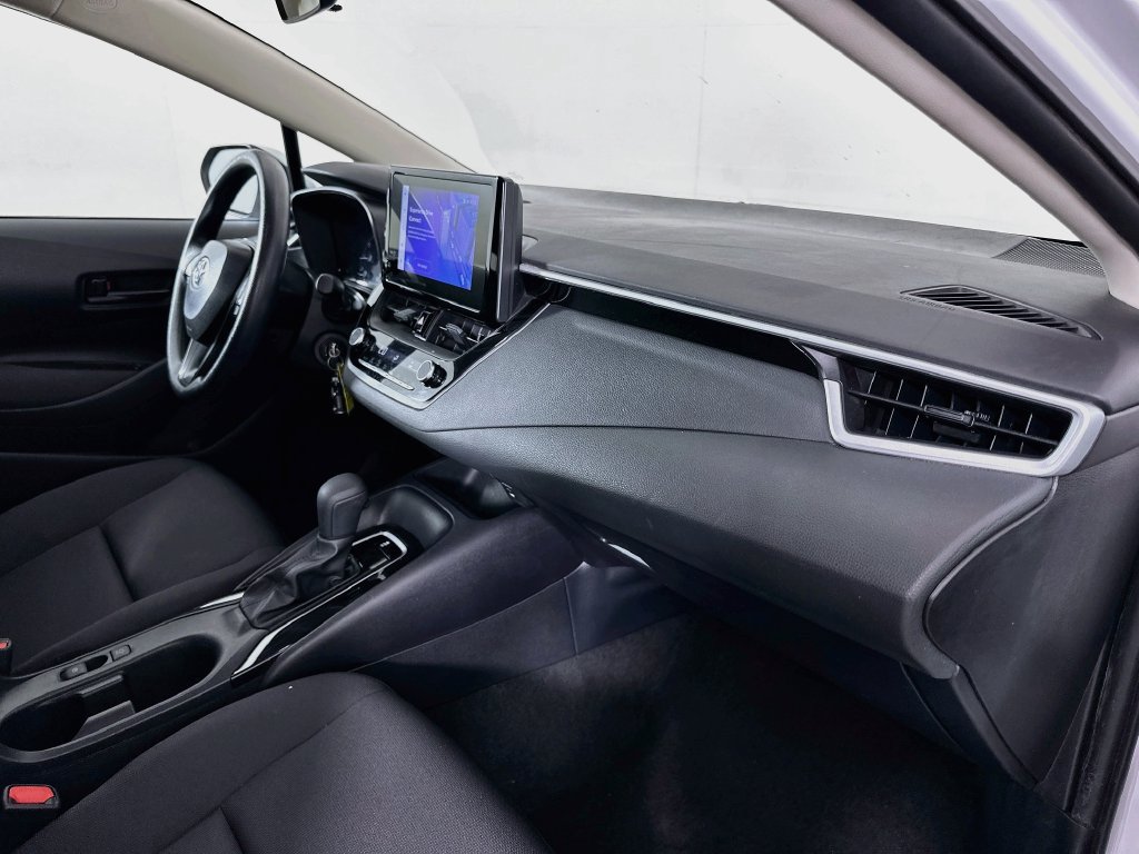 Certified 2025 Toyota Corolla LE FWD image 27