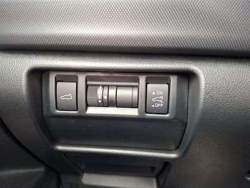 Certified 2025 Subaru Forester Limited image 21