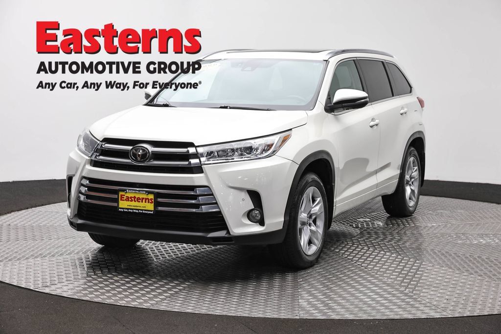 Used 2017 Toyota Highlander Limited Platinum AWD/4WD image 1