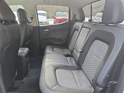 Used 2022 Chevrolet Colorado Z71 w/ Safety Package image 21