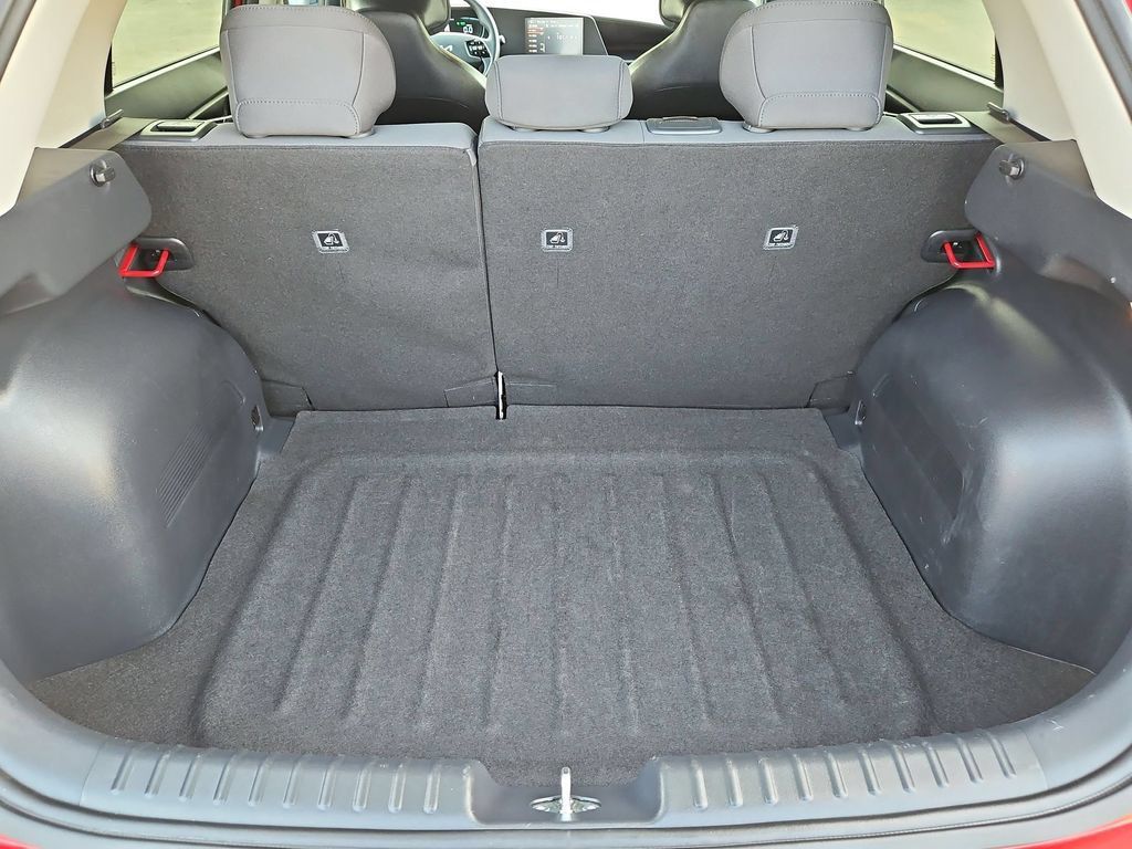 Used 2025 Kia Niro LX FWD image 29