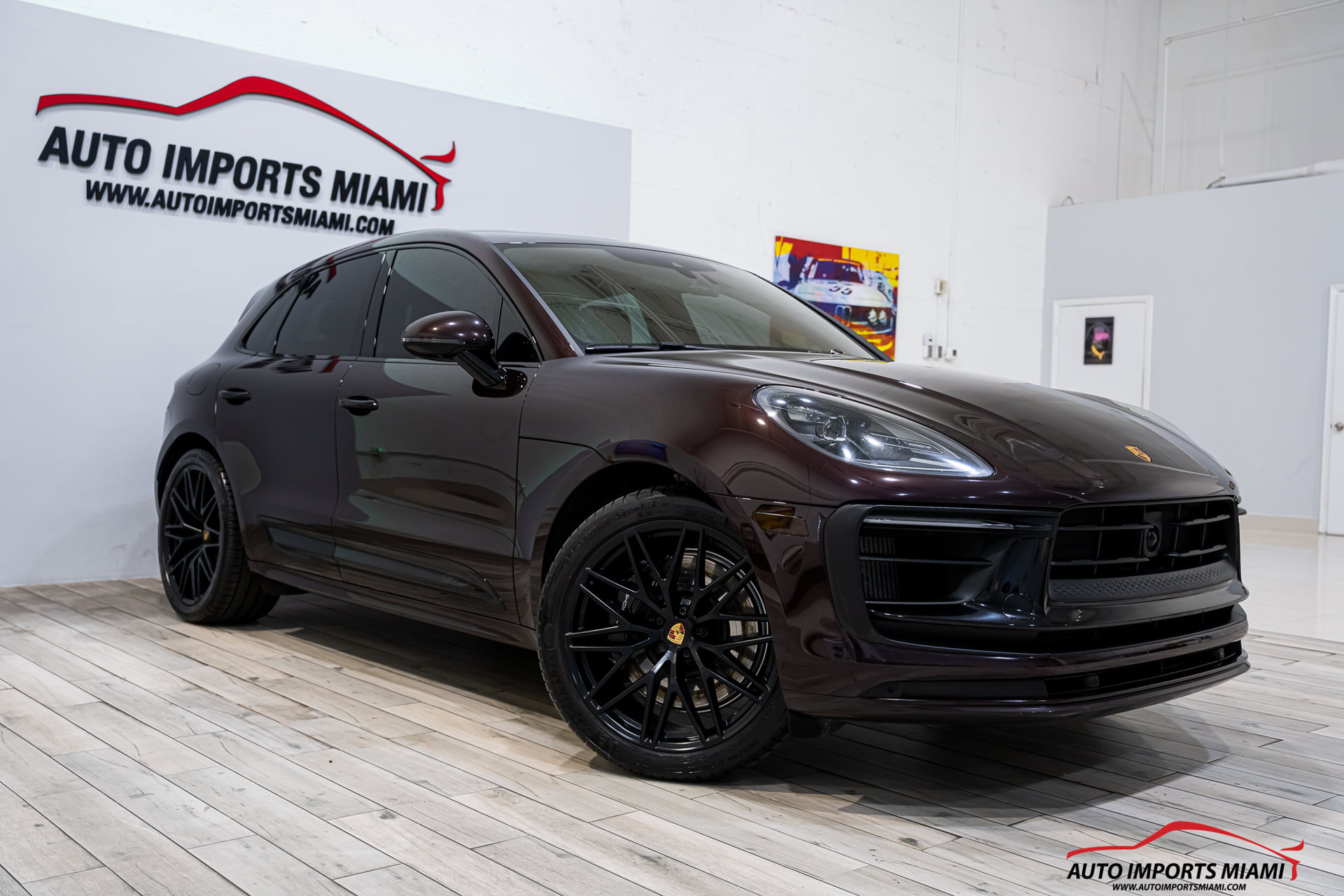 Used 2023 Porsche Macan GTS w/ Sport Chrono Package AWD/4WD image 29