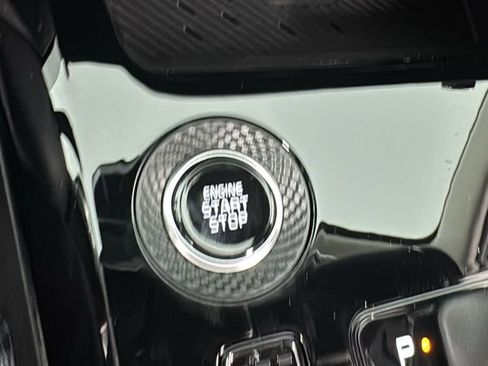 New 2025 Kia Niro EX image 23