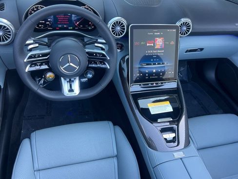 New 2026 Mercedes-Benz SL 43 AMG AMG SL 43 image 24