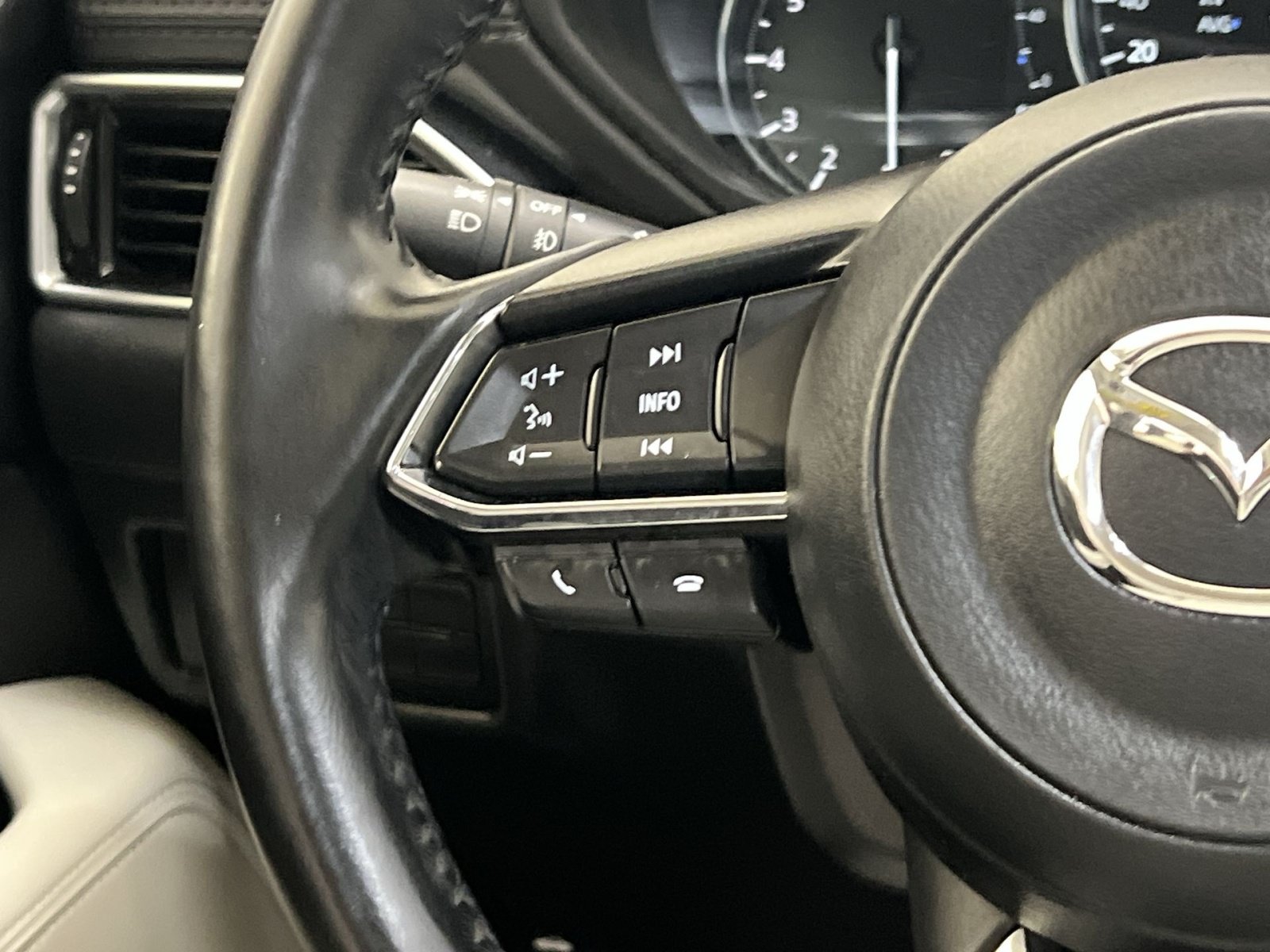 Used 2019 MAZDA CX-5 Grand Touring Reserve AWD/4WD image 37