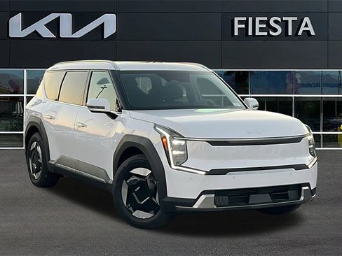 New 2026 Kia EV9 Wind image 1